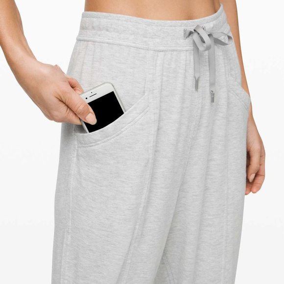 Lululemon Still Chill Jogger Heathered Core Ultra Light Grey Size 10 NEW - Picture 3 of 13